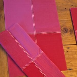Red and Pink Placemat & Napkin Set